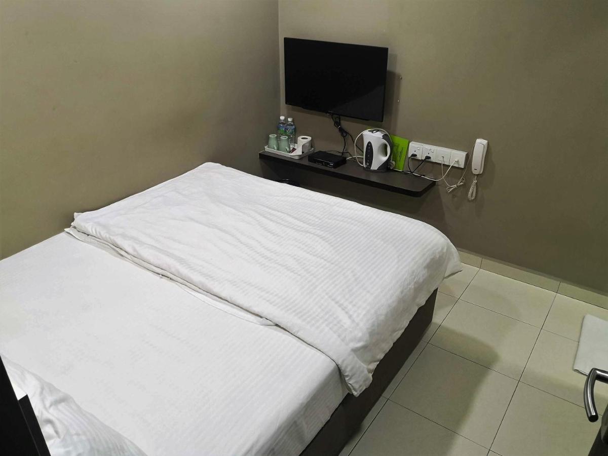 Tropika Garden Hotel Kulai Johor Bahru Dış mekan fotoğraf